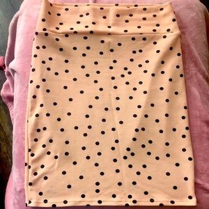 LulaRoe Cassie Skirt size M- peach with black polka dots